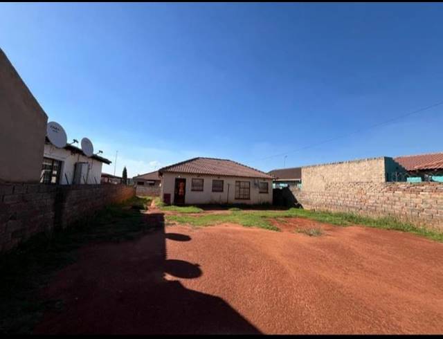 3 BEDROOM HOUSE FOR SALE IN DAWN PARK EXT